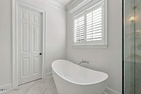 211 Hampton Point Drive, St. Simons Island GA - photo 24 of 53