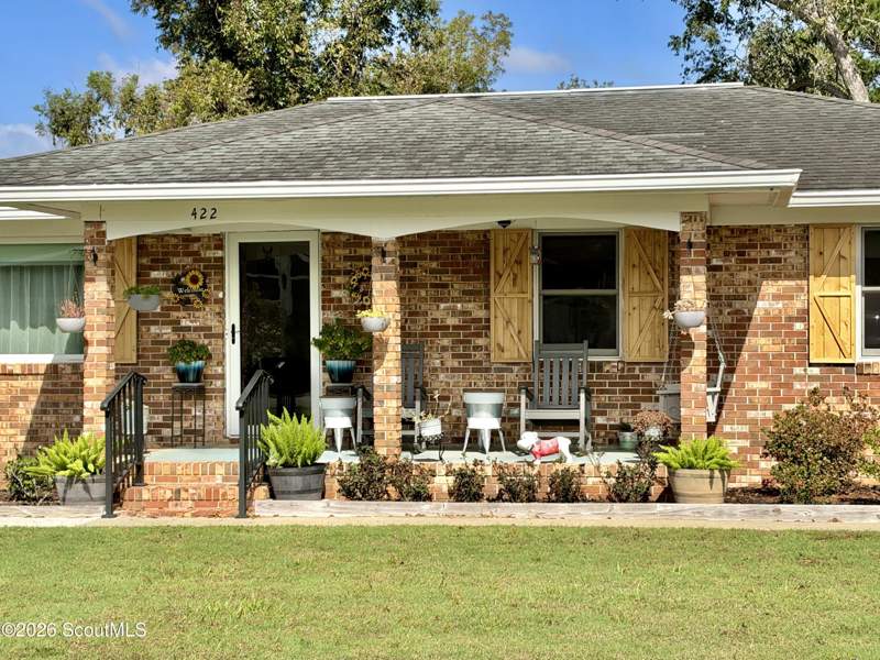 3 bedroom Single Family Residence at 422 W Carter Avenue, Blackshear, Blackshear — photo 3