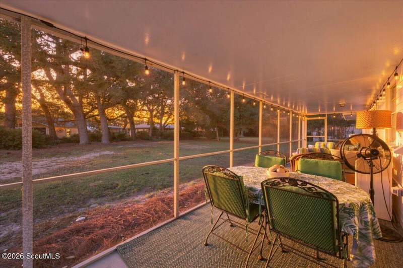 4 bedroom Single Family Residence at 826 N Beachview Drive, Palmetto, Jekyll Island — photo 3