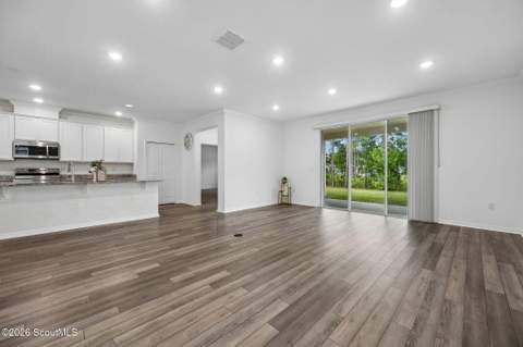 127 Breakwater Lp, Kingsland GA - photo 8 of 56