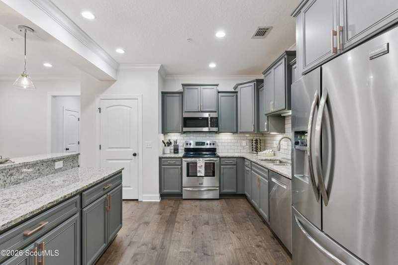 3 bedroom Condominium at 803 Mariners Circle, Mariners Landing, St. Simons Island — photo 2