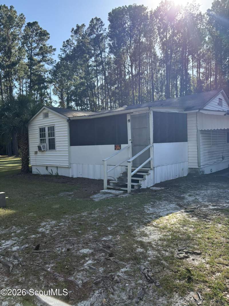 3 bedroom Single Family Residence at 1405 Rosedale Avenue, Waycross, Waycross — photo 2