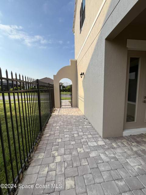 8526 Lyside Drive, Melbourne FL - photo 23 of 44