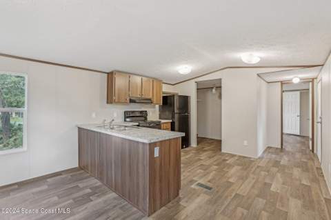 3245 Keith Lane, Mims FL - photo 6 of 40