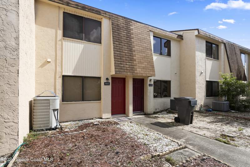 2 bedroom Townhouse at 4699 Sisson Road, Pinetree Gardens, Titusville — photo 3