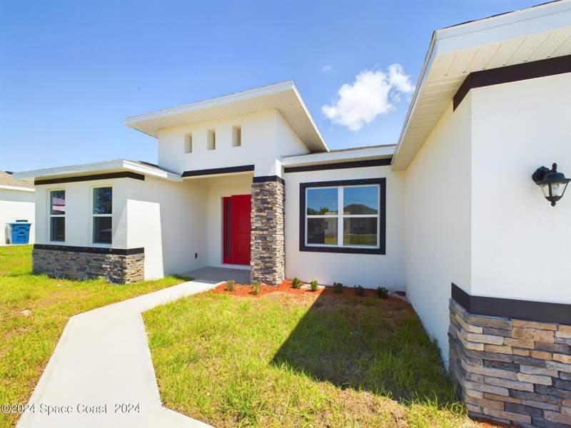 4 bedroom Single Family Residence at 542 Lambright Street, Port Malabar Unit 30, Palm Bay — photo 3
