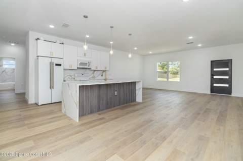435 Goldsmith Avenue, Palm Bay FL - photo 7 of 25