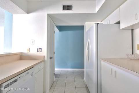 1420 Huntington Lane #2101, Rockledge FL - photo 11 of 38