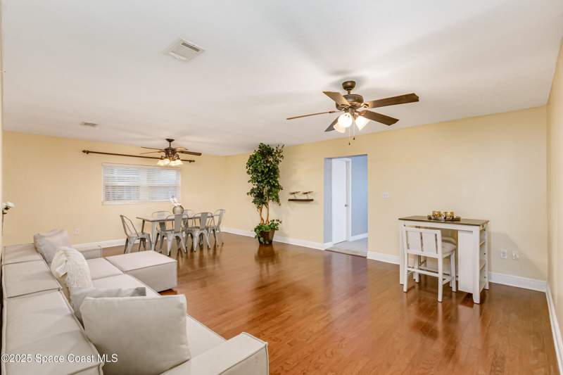 5 bedroom Single Family Residence at 200 Jason Court, Flamingo Homes Sec B, Satellite Beach — photo 5