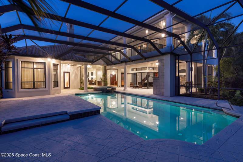5 bedroom Single Family Residence at 2902 Bellwind Circle, Summer Lakes Phase 3, Rockledge — photo 2