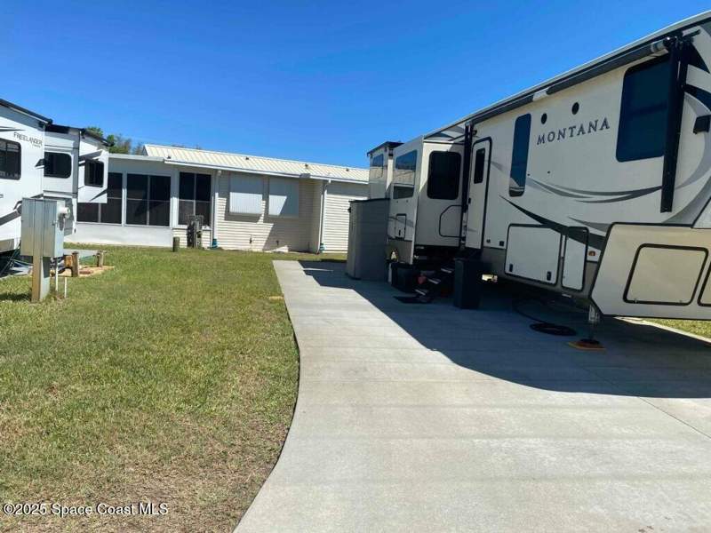 0 bedroom RV Community at 3042 Discovery Place #56, Willow Lakes Rv Resort, Titusville — photo 3