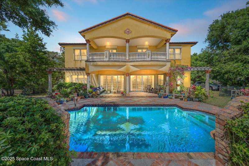 5 bedroom Single Family Residence at 9340 S Tropical Trail, Sanders Subd, Merritt Island — photo 3