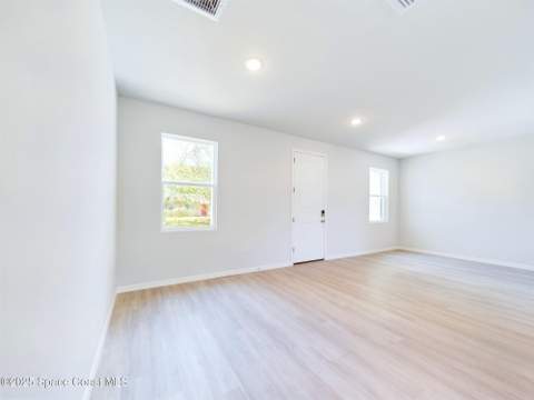 764 Laika Road, Palm Bay FL - photo 10 of 38