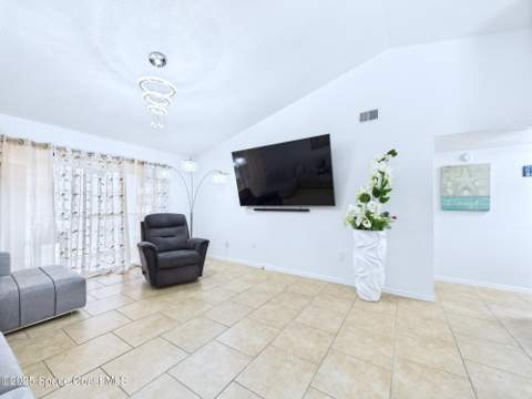 1515 Huntington Lane #924, Rockledge FL - photo 8 of 21