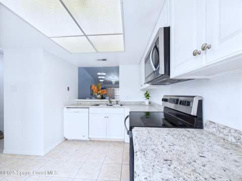 1515 Huntington Lane #924, Rockledge FL - photo 6 of 21