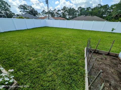 872 Ravenswood Street, Palm Bay FL - photo 13 of 31