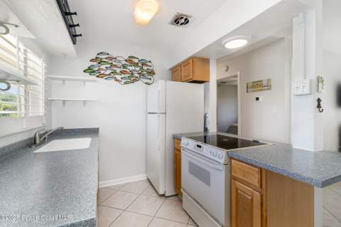 714 Catalina Road #2, Cocoa Beach FL - photo 6 of 15