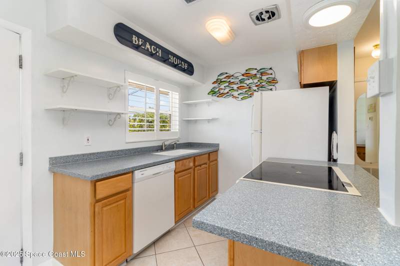 1 bedroom Condominium at 714 Catalina Road #2, Cocoa Isles 8th Addn, Cocoa Beach — photo 5
