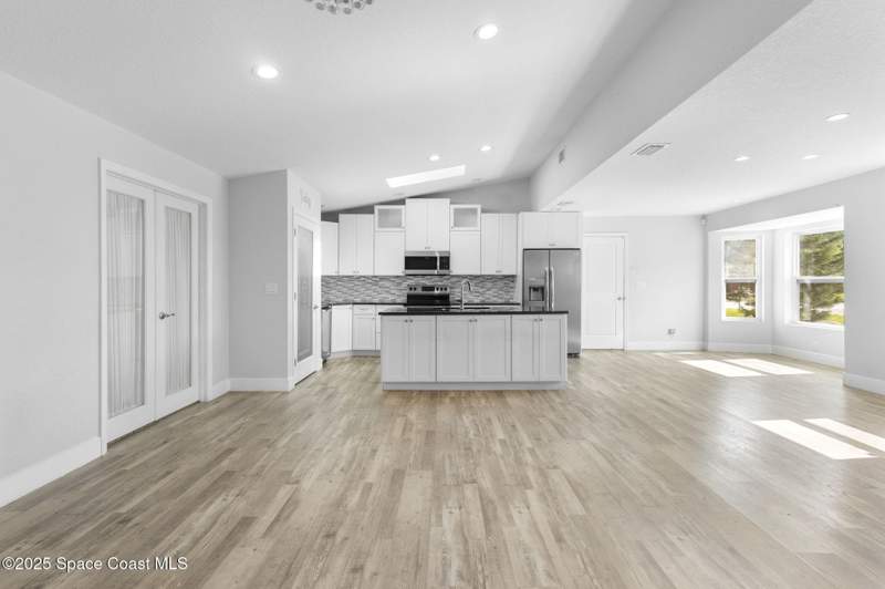 4 bedroom Single Family Residence at 120 Cascade Avenue, Port Malabar Unit 9, Palm Bay — photo 5