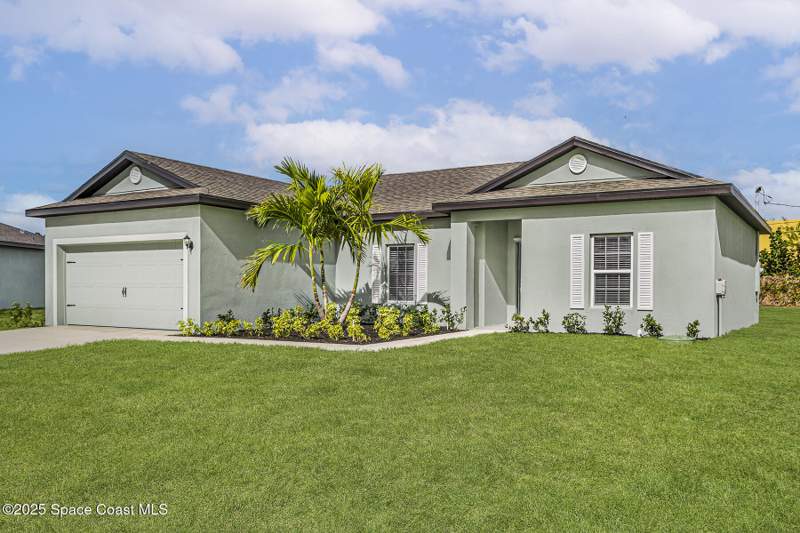 3 bedroom Single Family Residence at 2206 Hialeah Street, Port Malabar Unit 6, Palm Bay — photo 2