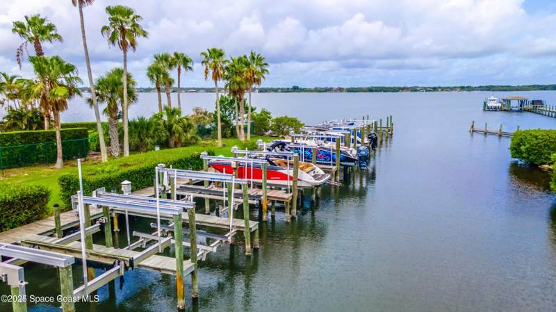 5 bedroom Single Family Residence at 150 Utopia Circle, Egrets Cove, Merritt Island — photo 4