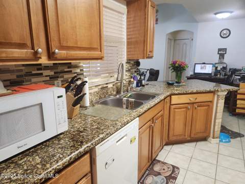 2971 SE Gabrysh Avenue, Palm Bay FL - photo 6 of 12