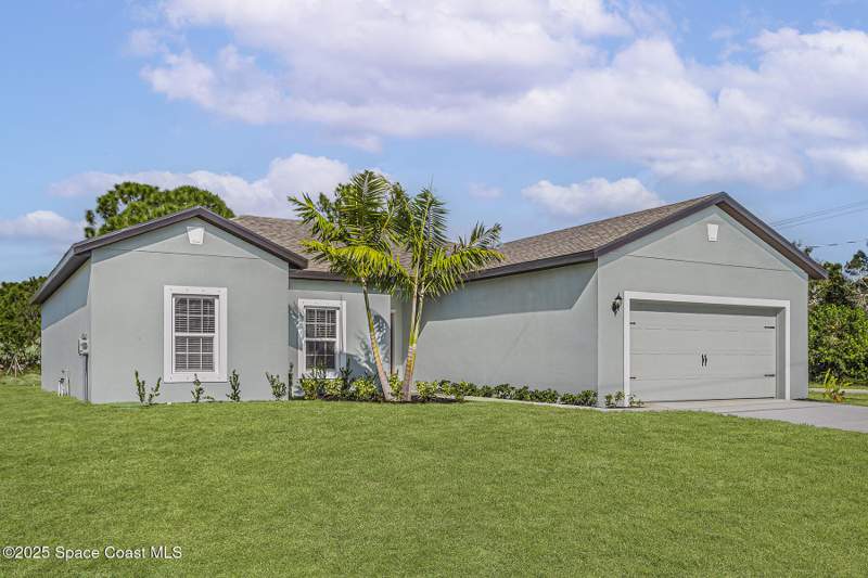 3 bedroom Single Family Residence at 1150 Saturn Street, Port Malabar Unit 46, Palm Bay — photo 2