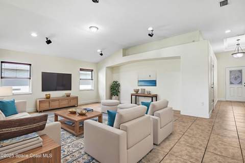 4031 Brantley Circle, Rockledge FL - photo 8 of 41