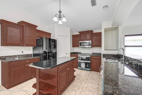 4031 Brantley Circle, Rockledge FL - photo 10 of 41