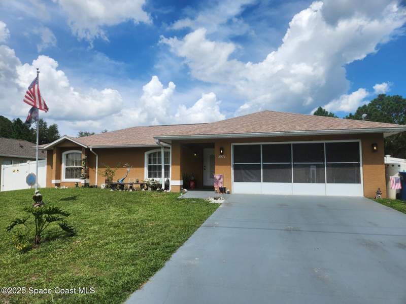 3 bedroom Single Family Residence at 2971 SE Gabrysh Avenue, Port Malabar Unit 25, Palm Bay — photo 2