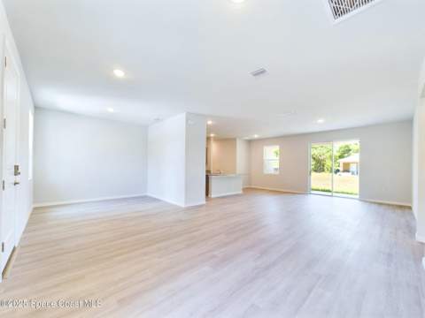 692 Mistletoe Street, Palm Bay FL - photo 7 of 47