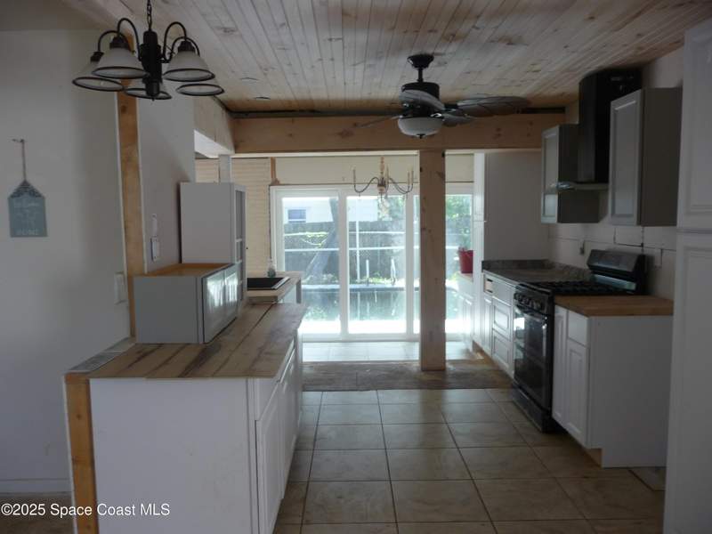 3 bedroom Single Family Residence at 428 Penguin Drive, Waterway Estates 3rd Addn, Satellite Beach — photo 4