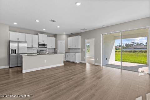 529 Tejon Avenue, Palm Bay FL - photo 14 of 30