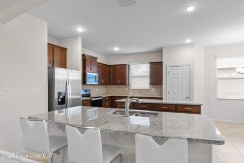 676 Stonebriar Drive, Palm Bay FL - photo 8 of 31