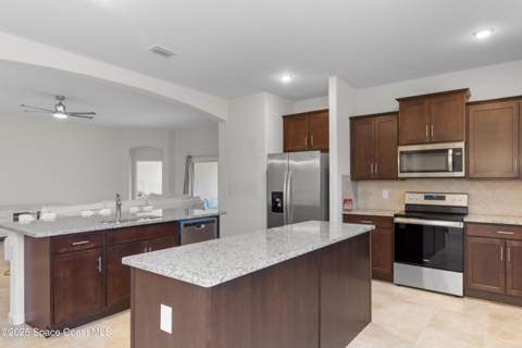 676 Stonebriar Drive, Palm Bay FL - photo 9 of 31