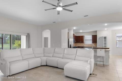 676 Stonebriar Drive, Palm Bay FL - photo 14 of 31