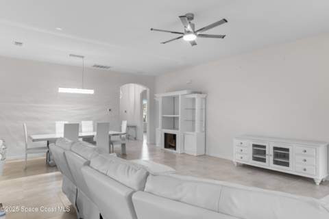 676 Stonebriar Drive, Palm Bay FL - photo 16 of 31