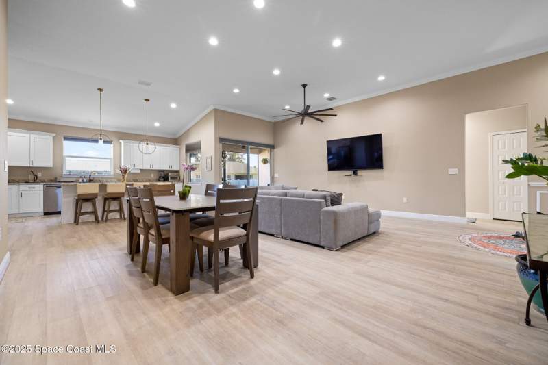 4 bedroom Single Family Residence at 171 Hurley Boulevard, Port Malabar Unit 36, Palm Bay — photo 5