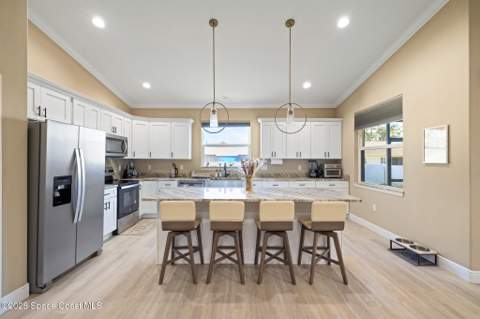 171 Hurley Boulevard, Palm Bay FL - photo 6 of 31
