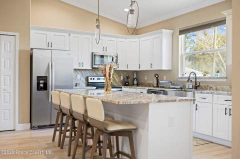 171 Hurley Boulevard, Palm Bay FL - photo 8 of 31