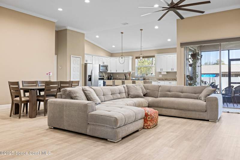 4 bedroom Single Family Residence at 171 Hurley Boulevard, Port Malabar Unit 36, Palm Bay — photo 4