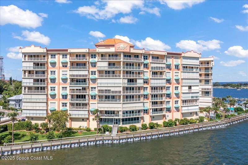 2 bedroom Condominium at 104 Riverside Drive #203, Oleander Pointe Ph II, Cocoa — photo 5