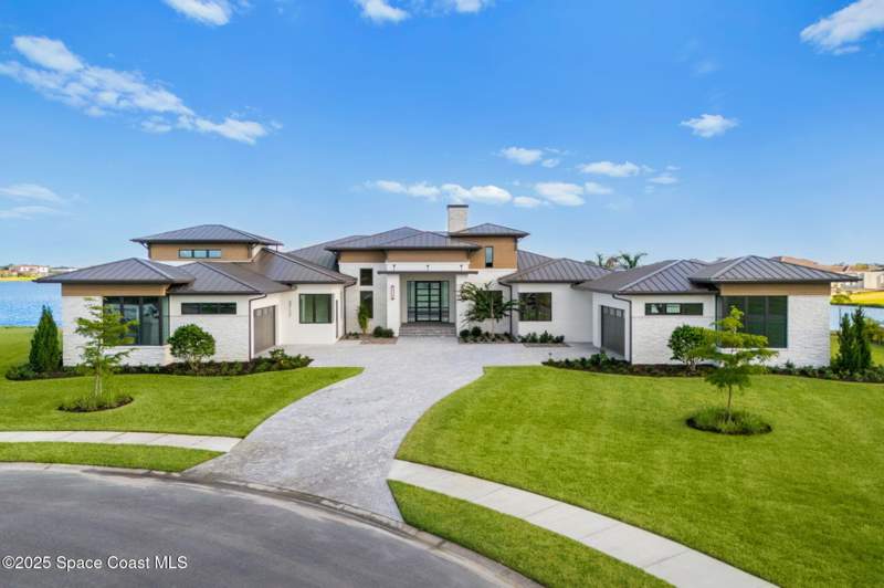 4 bedroom Single Family Residence at 3717 Upper Floridian Way, Adelaide, Rockledge — photo 3