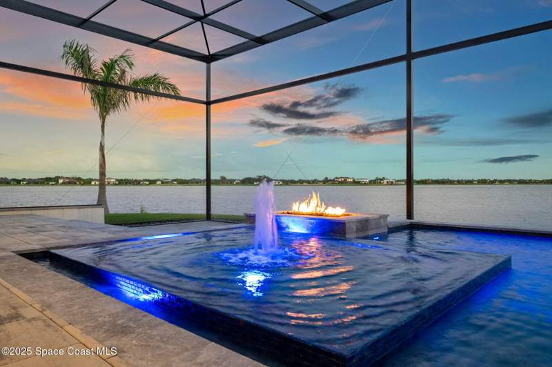 4 bedroom Single Family Residence at 3717 Upper Floridian Way, Adelaide, Rockledge — photo 4