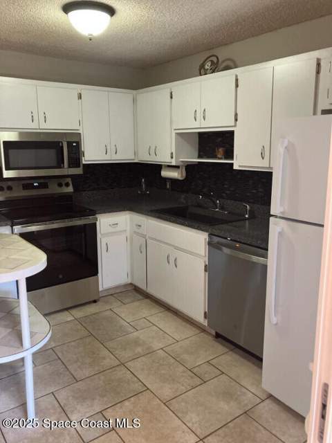 2917 Kaileen Circle, Palm Bay FL - photo 8 of 19