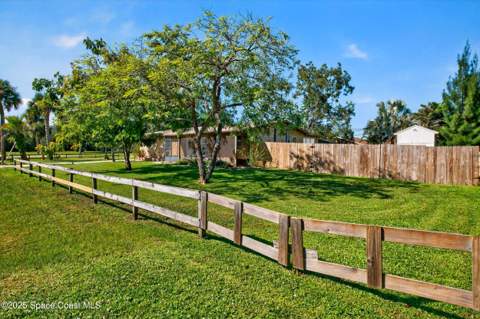 853 Knecht Road, Palm Bay FL - photo 6 of 39