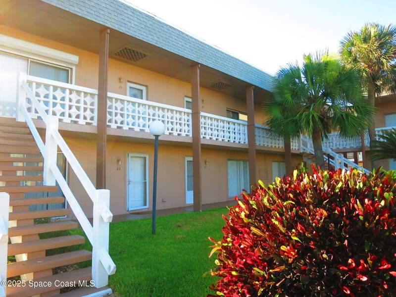 2 bedroom Condominium at 3150 N Atlantic Avenue #23-330, The Diplomat Apts Condo Ph IV, Cocoa Beach — photo 2