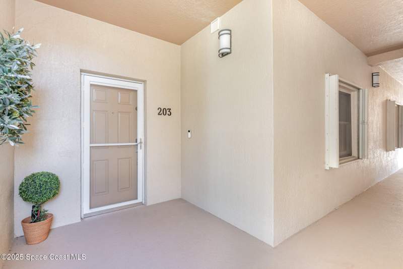 4 bedroom Condominium at 29 Riverside Drive #203, Riverside Landing Condo, Cocoa — photo 4