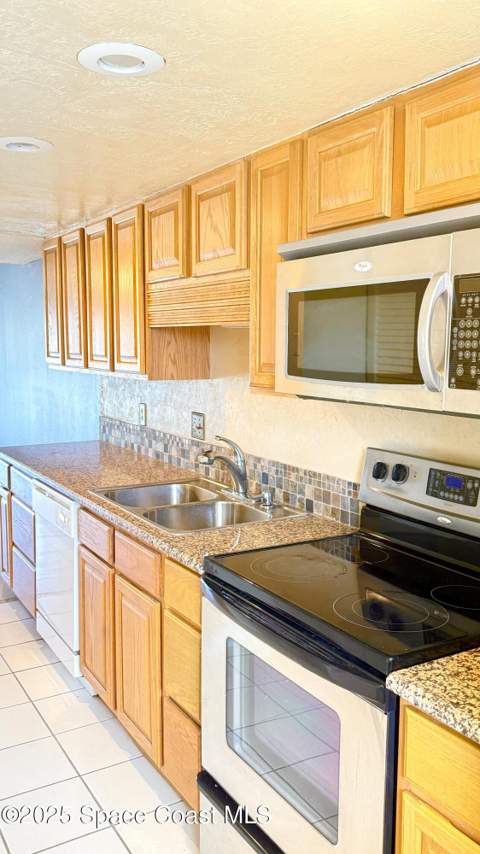 190 Paradise Boulevard #09, Melbourne FL - photo 16 of 35