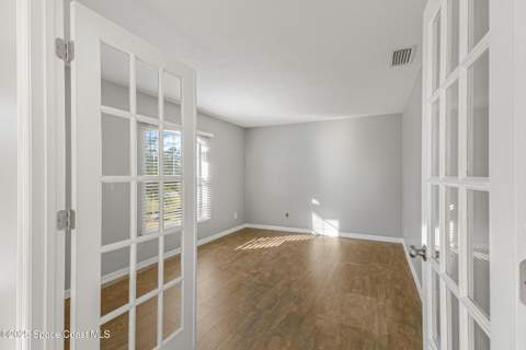 517 Hamwood Street, Palm Bay FL - photo 8 of 34